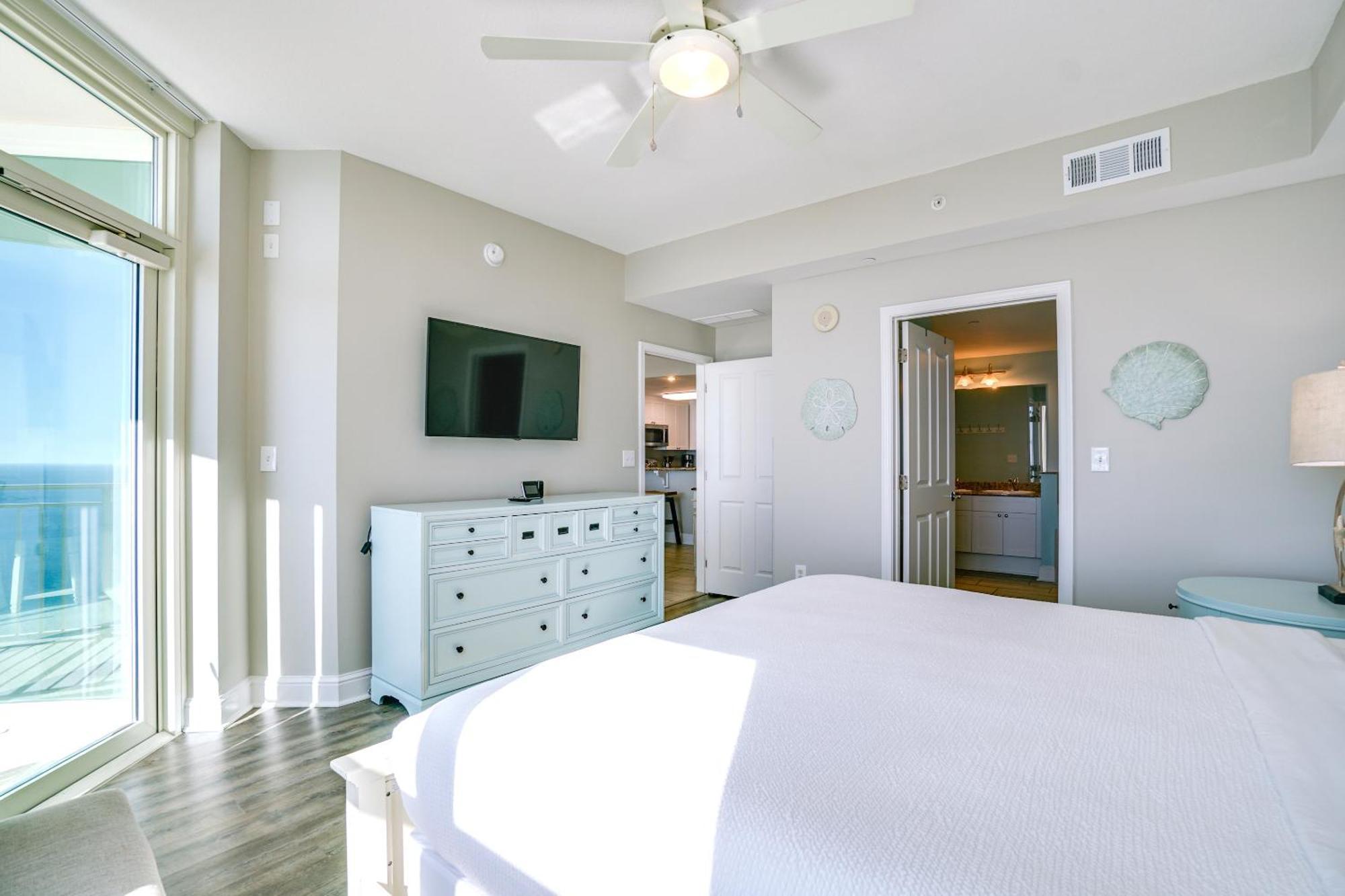 Aqua Beach Resort By Panhandle Getaways Panama City Beach Room photo